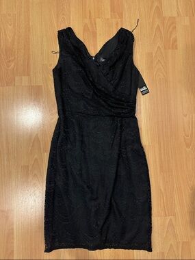 Black Lace V-Neck Sheath Dress - Adrianna Papell NWT